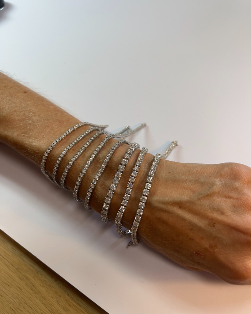 Bracelets with diamonds