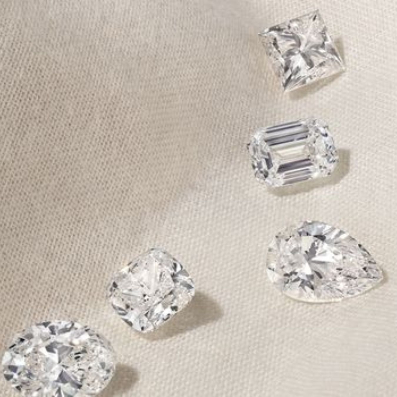 Hvad er en laboratoriedyrket diamant?