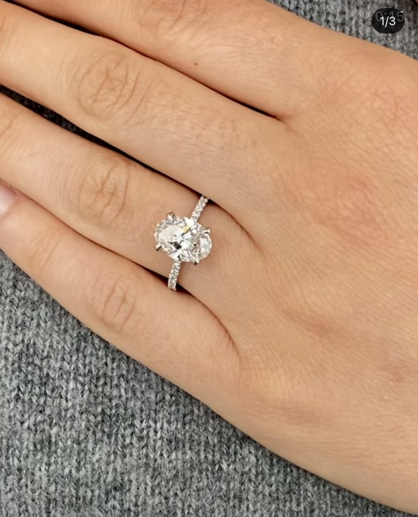 Engagement rings with diamonds
