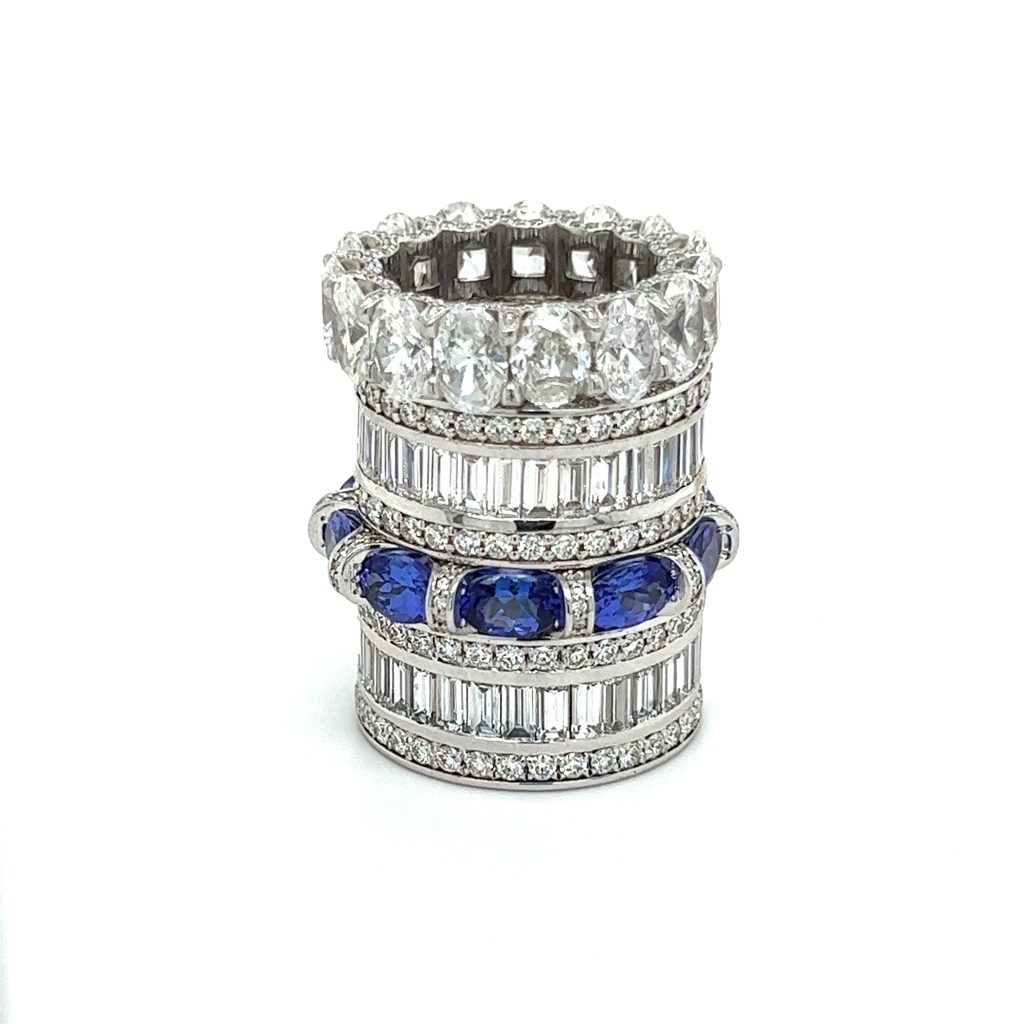 The different eternity rings with diamonds and tanzanites
