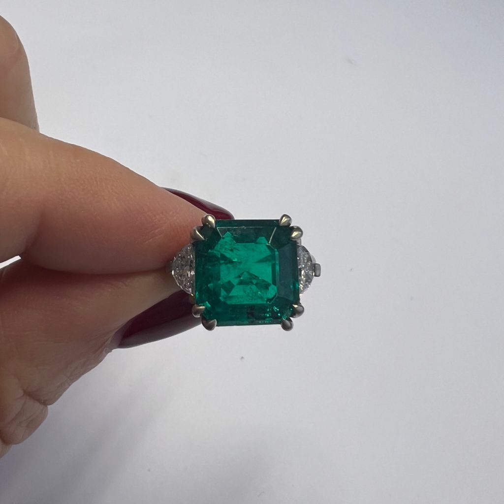 Grøn diamantring